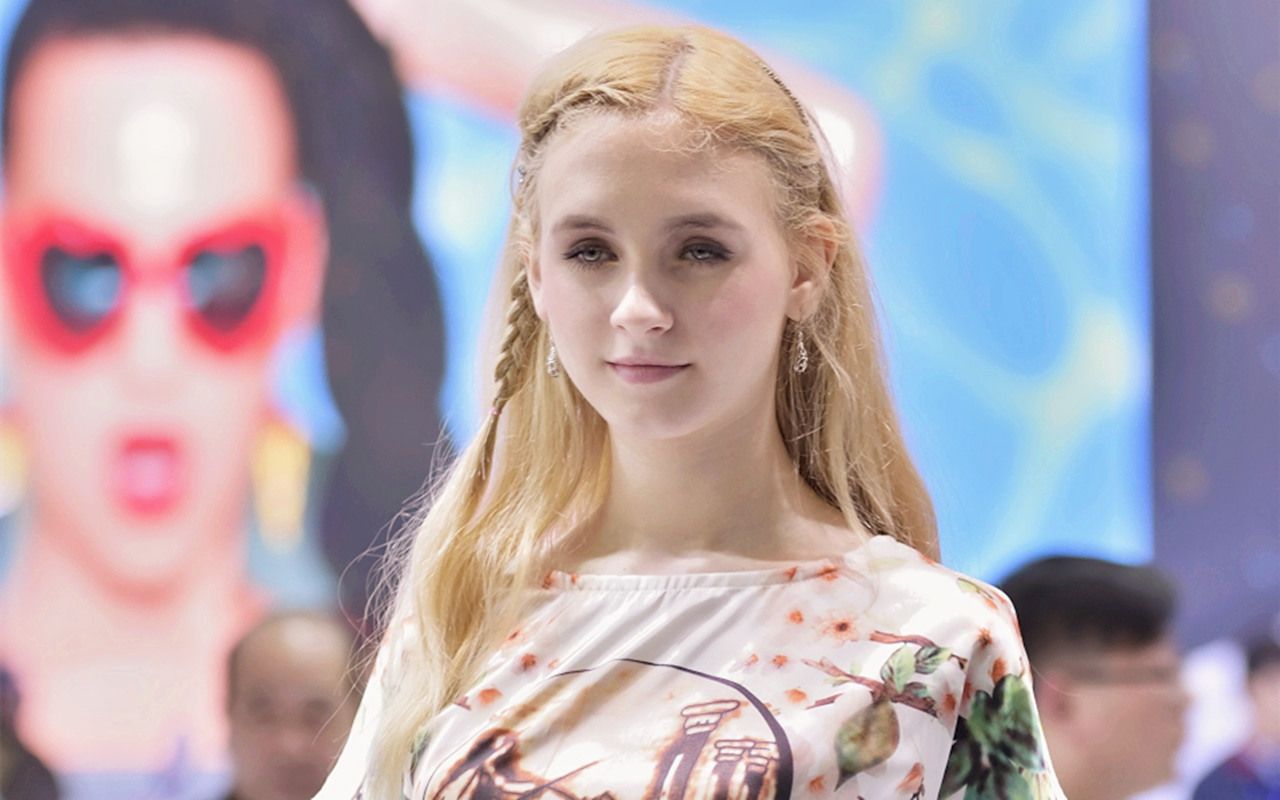 徐峥新电影《俄囧》开拍:王宝强和黄渤缺席,俄罗斯美女成亮点_哔哩