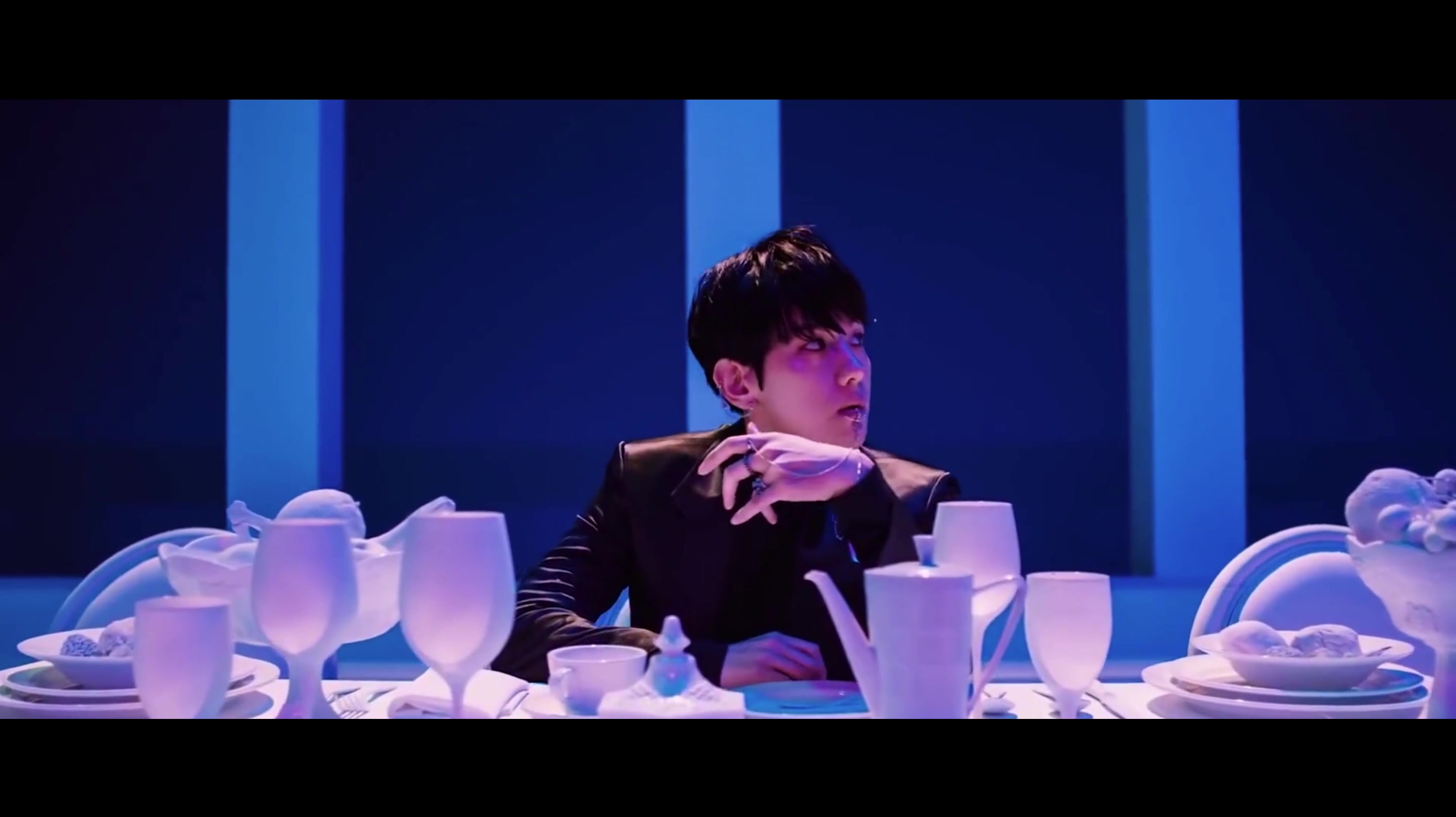 【边伯贤生日贺频】伪踩点/出道至今mv剪辑