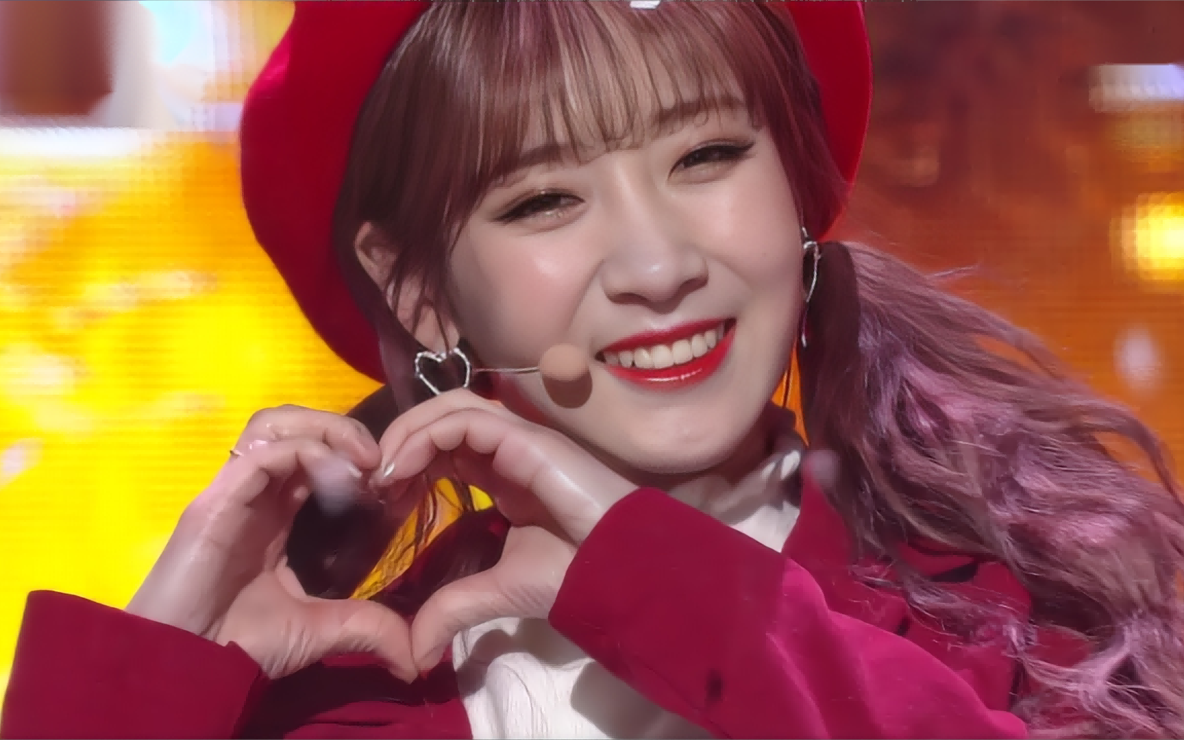 lovelyz - twinkle(x-mas ver.) (171222 kbs music bank)