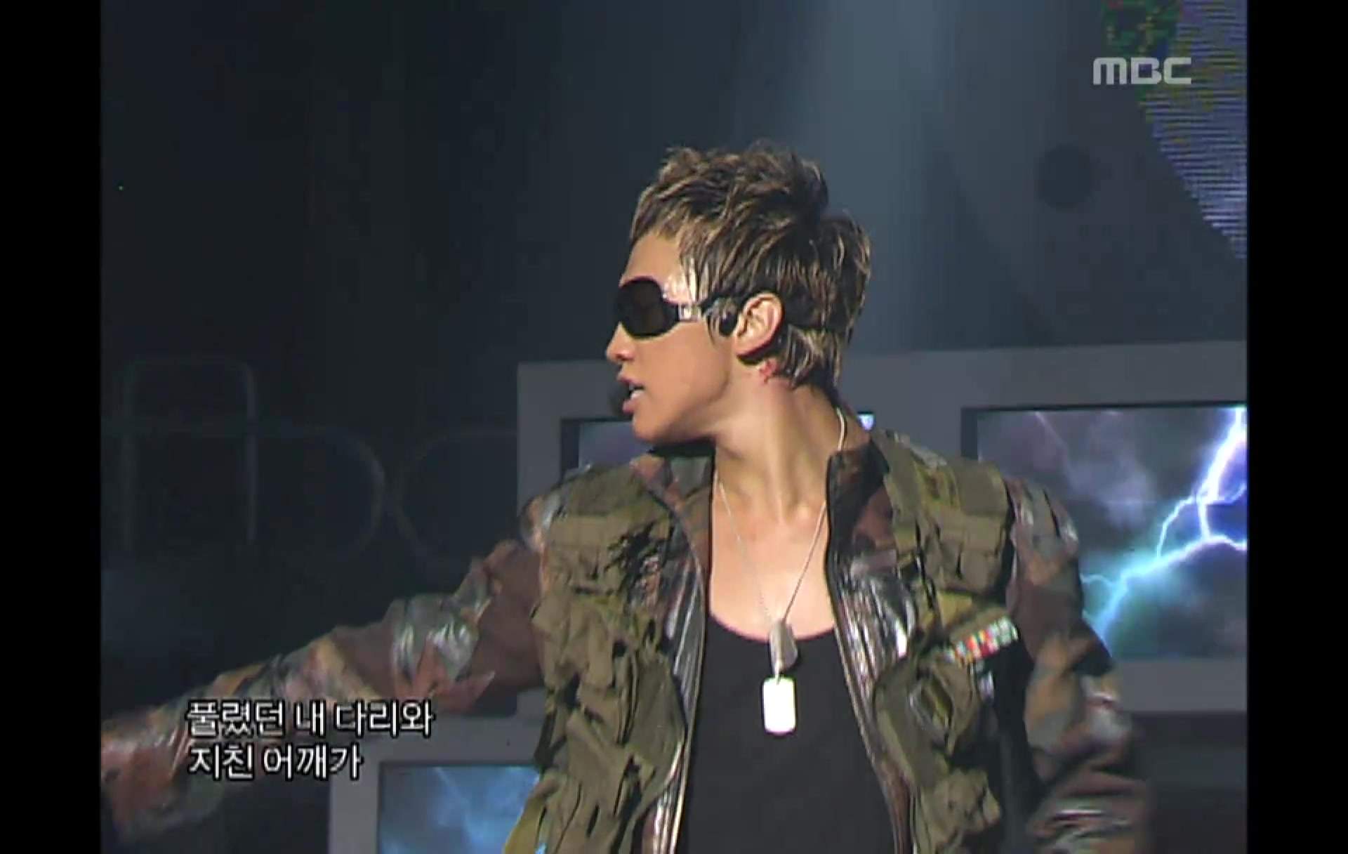 [图]（K-POP现场）Rain - 《I'm Coming》, Music Core 20061014