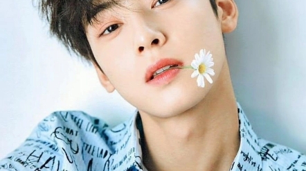 车银优 来看看这哥的神仙发色吧