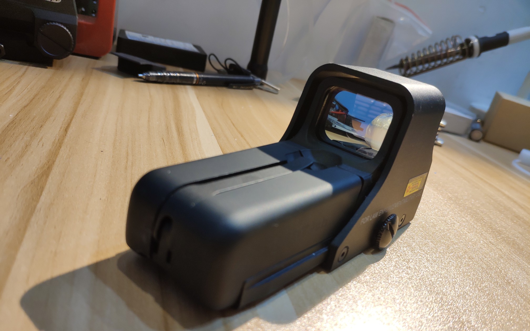 阿晃全息552瞄准镜评测