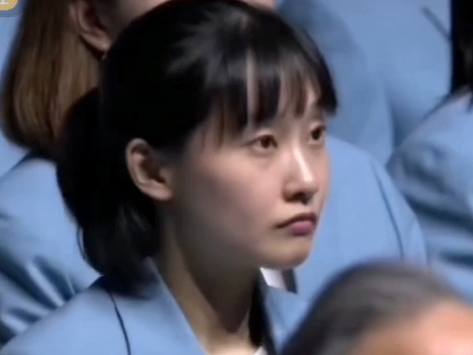 蔡侑玎 开小差被抓包的肉丁 真的好可爱