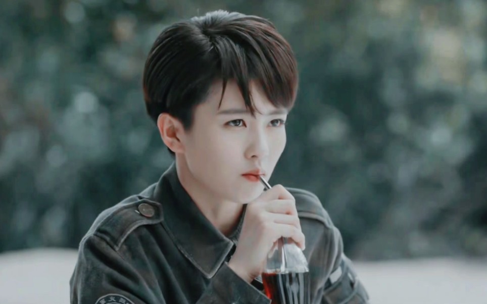 活动作品打戏帅爆了这tm才是真女扮男装领完金牌去看第八遍谢襄白鹿