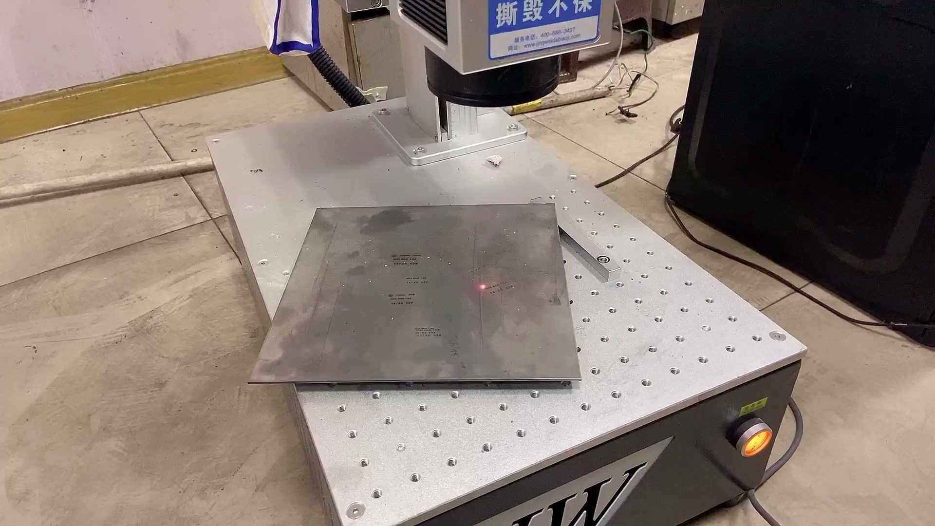 数控激光刻字机_哔哩哔哩_bilibili