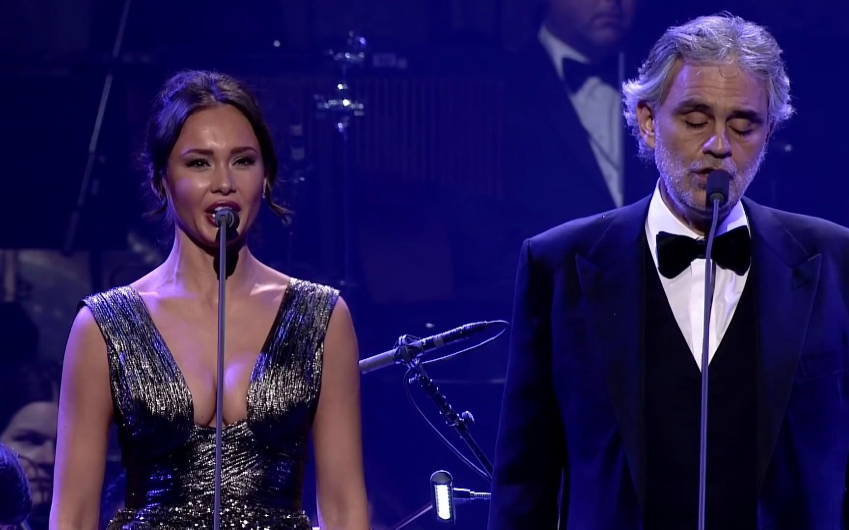 [图]ANDREA BOCELLI & AIDA GARIFULLINA - Con Te Partirò