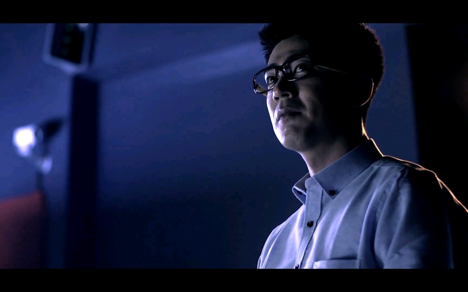 撕名牌杀戮事件韩陆