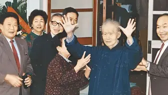 1988年孙立人被软禁33年重获自由，三千旧部为其过九十大寿