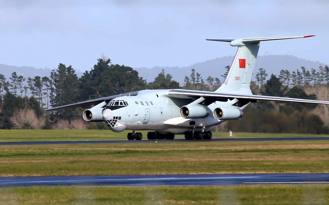 近距离拍摄 - 中国空军伊尔-76md运输机抵达新西兰参加"空中列车"联合
