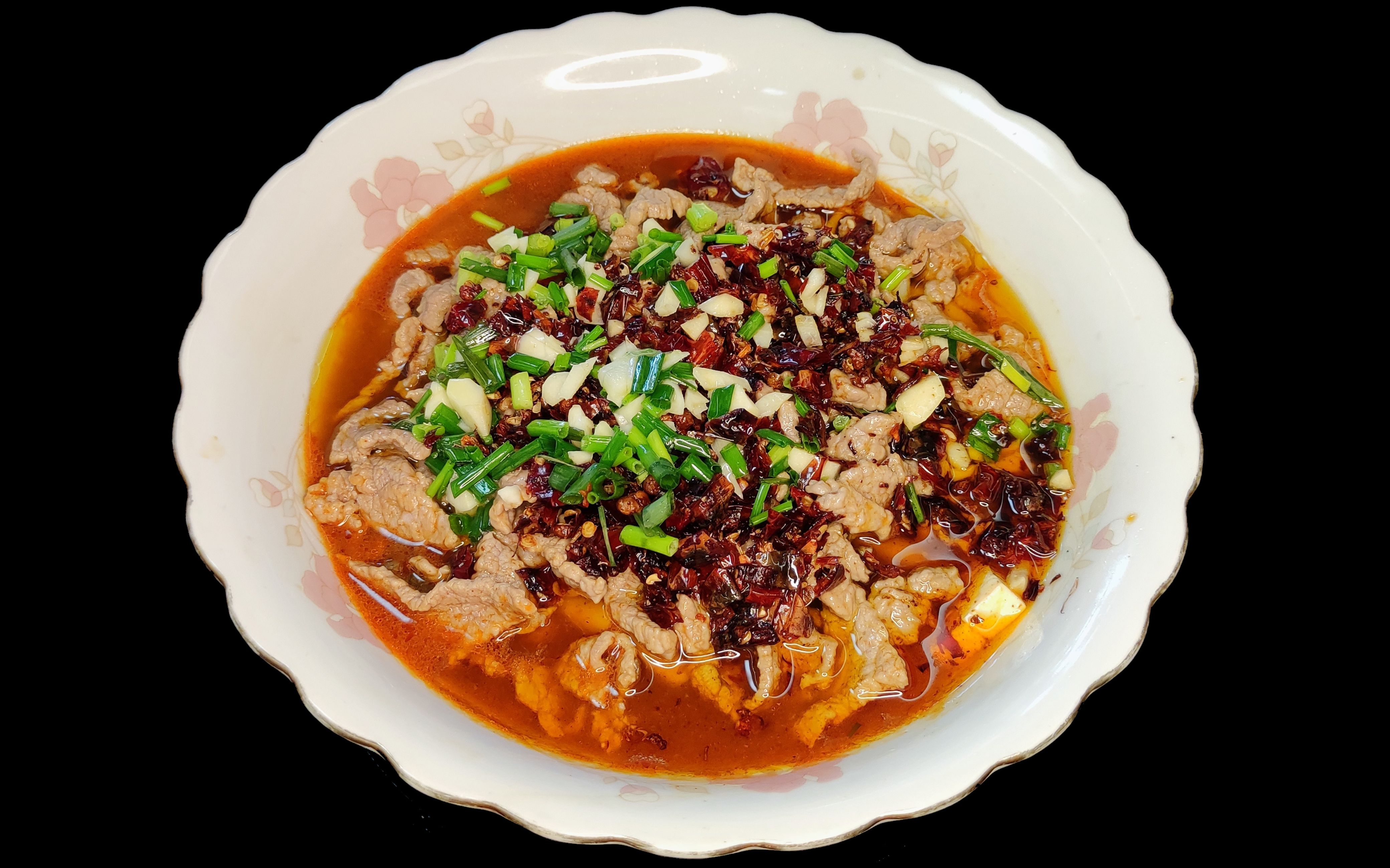 【水煮牛肉】,经典做法 牛肉不老不柴,嫩滑好吃,麻辣鲜香 简单易学