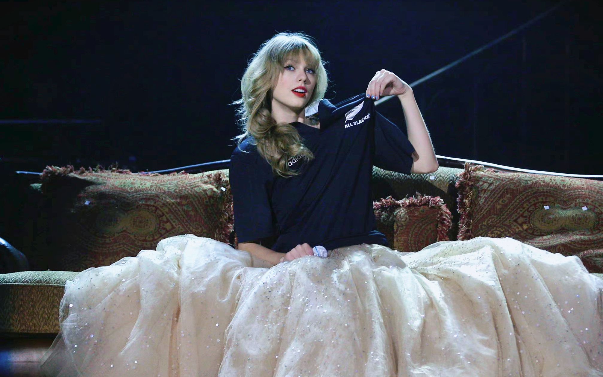 【taylor swift】[4k修复] safe & sound (speak now巡演饭拍混剪)