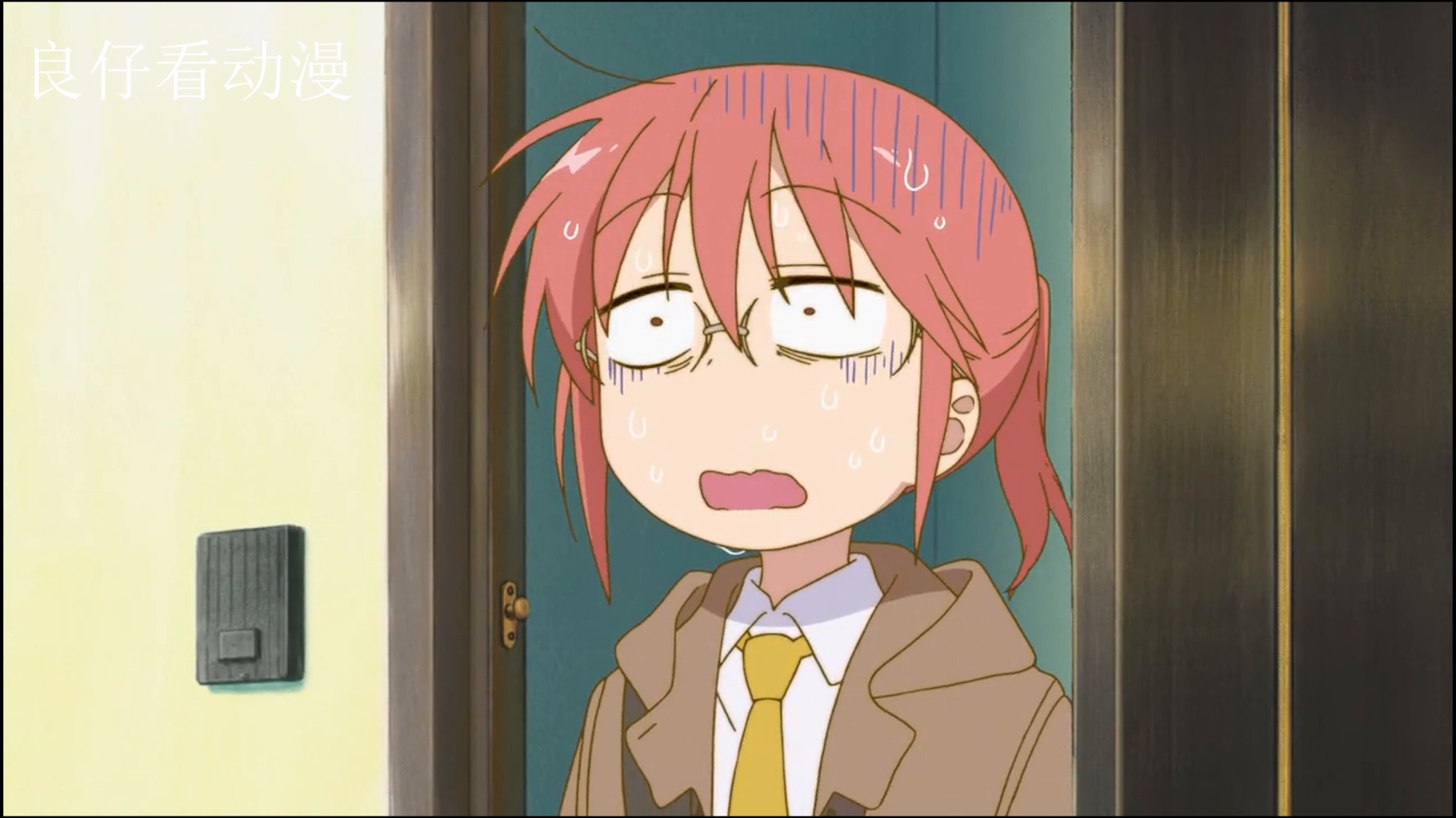 动漫:女主一开门,发现门口有条巨龙,顿时被吓傻了