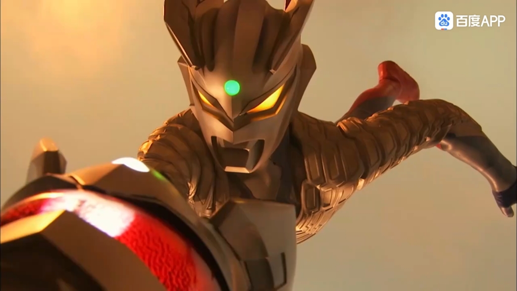 赛罗:赛罗被黑暗洛普斯挟持,赛文及时出现援住,两人父子作战