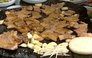 【人鱼小姐】雅俐瑛带着奶奶婆婆吃烤肉，吃货婆媳简直大饱口福