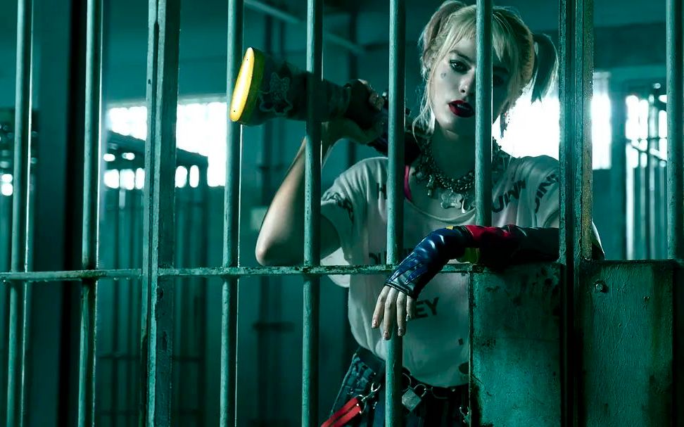 小丑女监狱大战民风淳朴哥谭市民