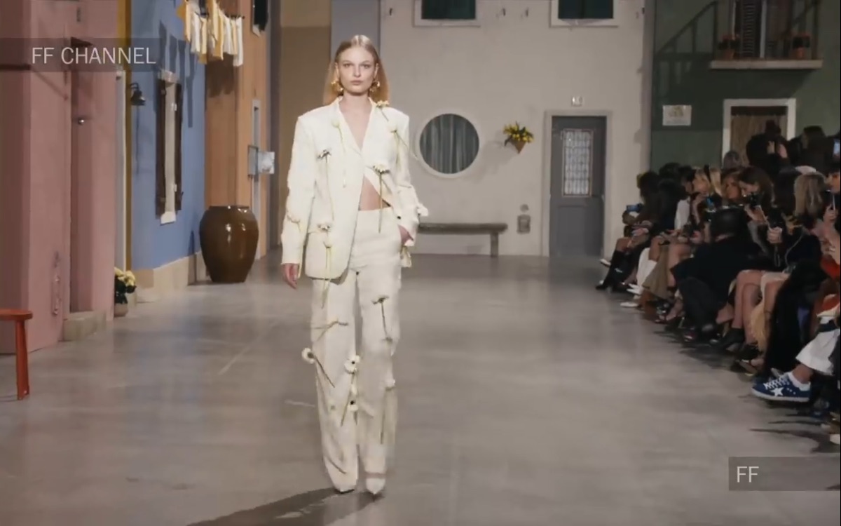 Jacquemus 秋冬2019/2020 by Simon Porte Jacquemus哔哩哔哩bilibili