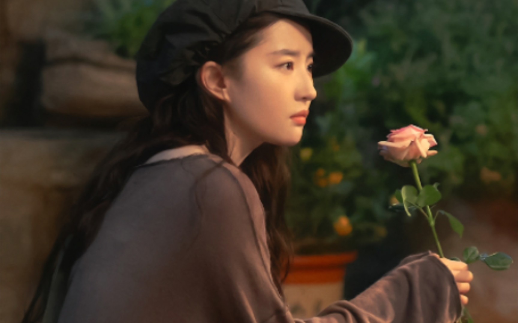 刘亦菲去有风的地方 其实别人每次聊到你的时候我都有在偷偷认真听