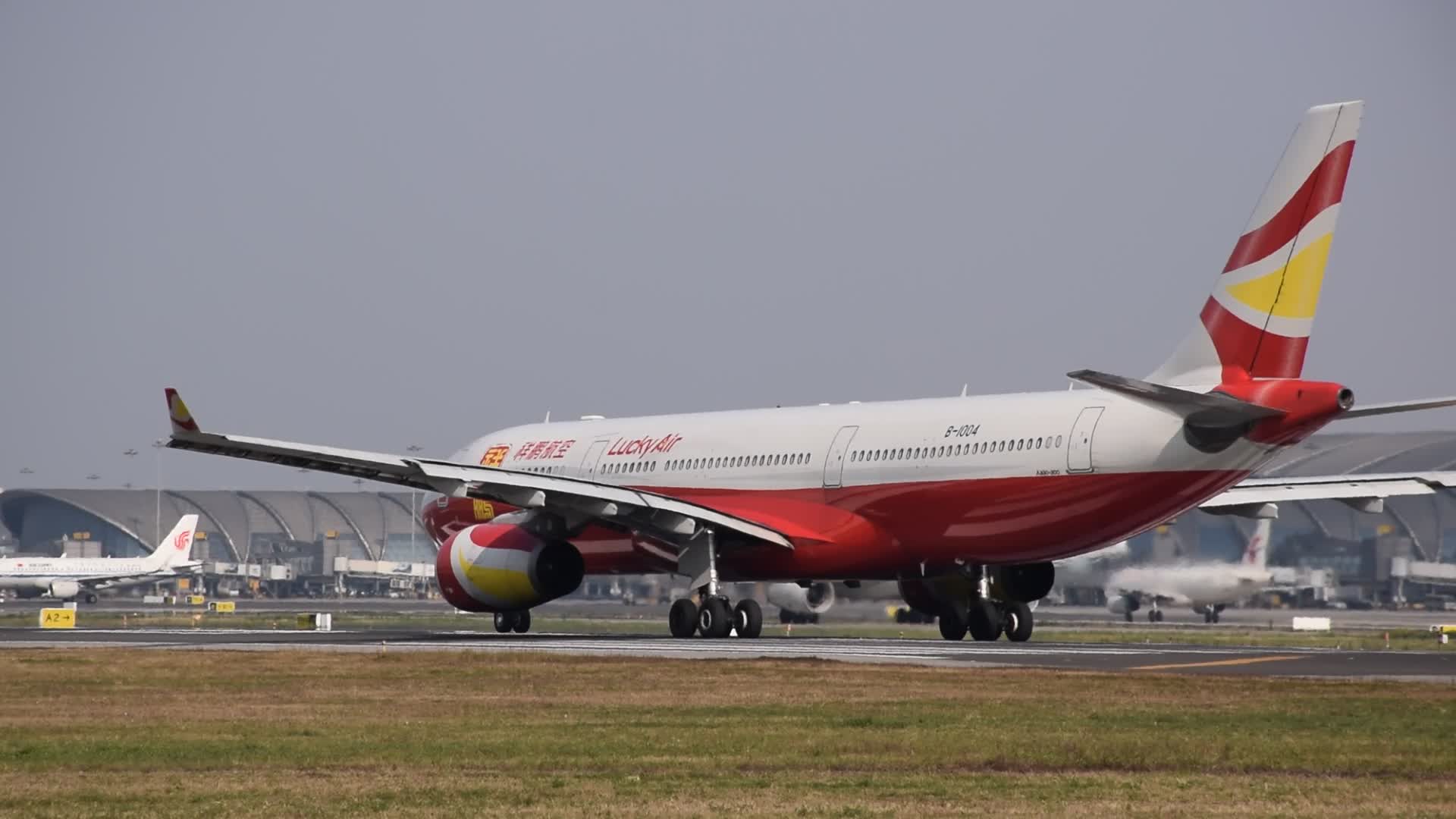 祥鹏航空a330 成都双流国际机场起飞
