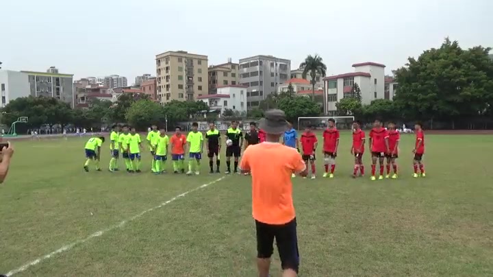 2019南沙区中小学生足球比赛中学男子甲组对潭山中学上半场哔哩哔哩bilibili