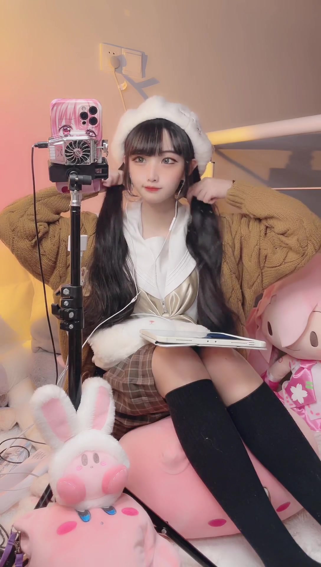 cony歪(duhmbk9)-20119_192233-00.00.00.000-02.27.23.630