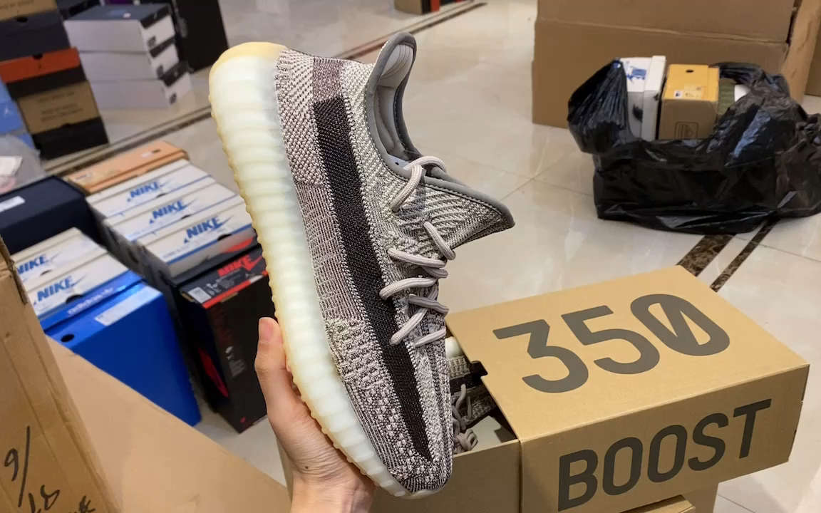 yeezy boost 350 v2 卡其灰