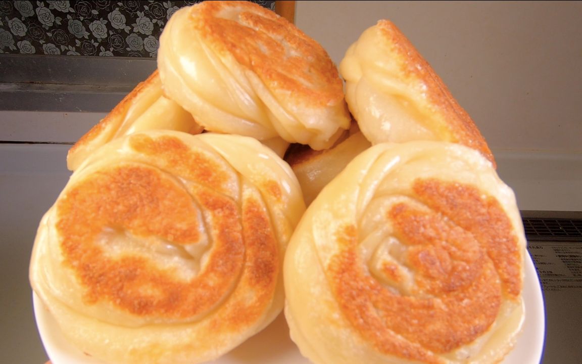 有孩子的朋友一定要试一下这个吊炉饼,据说一天能卖