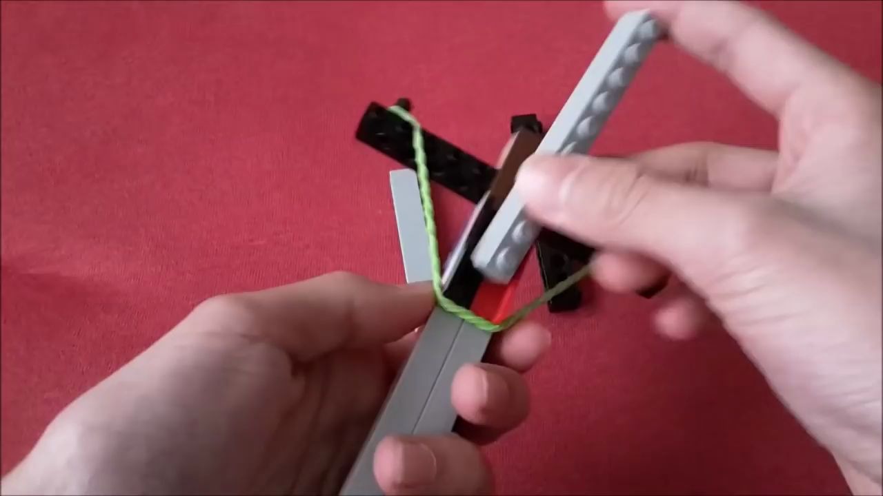 砌砖小哥乐高moc展示乐高十字弩可发射弩箭