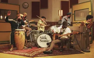 Video herunterladen: [官方mv]（中英字幕）Bruno Mars, Anderson .Paak, Silk Sonic - Leave the Door Open