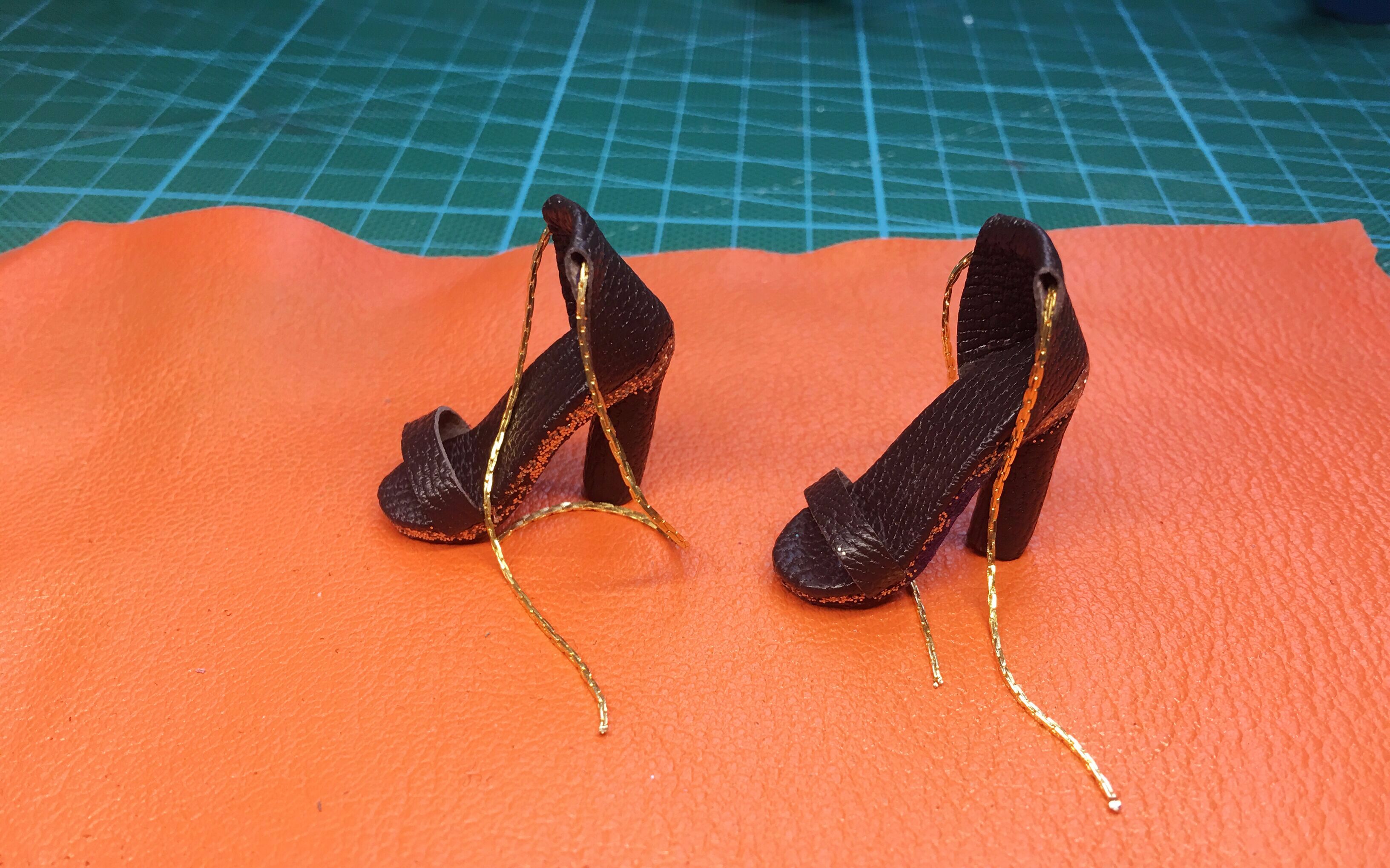 小恶魔原创作品怪物高中手作高跟凉鞋芭比娃娃娃鞋