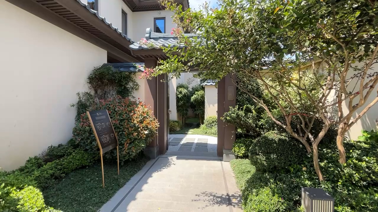 杭州天目山,唐风度假小别墅,两层带个小花园