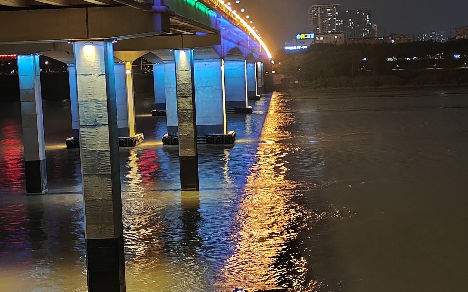 南宁清川大桥夜景图片