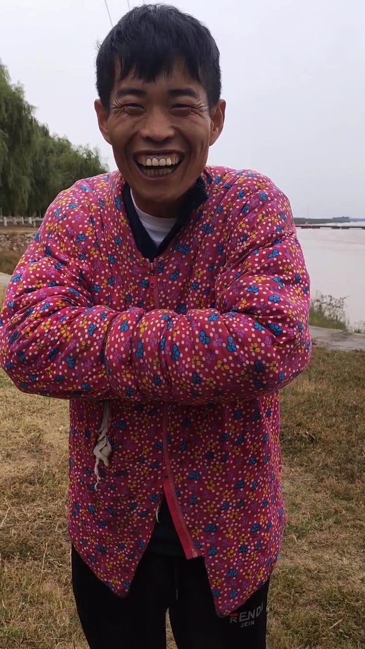 农村搞笑段子 我不想种地我想当老板