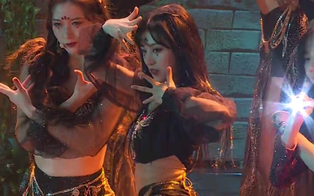 snh48孔肖吟梦不落雨林直拍炙热的我们