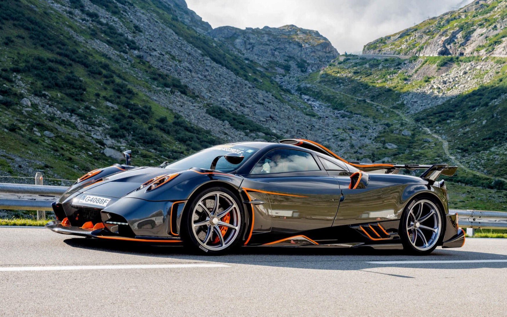 全球限量5台! 帕加尼 huayra imola