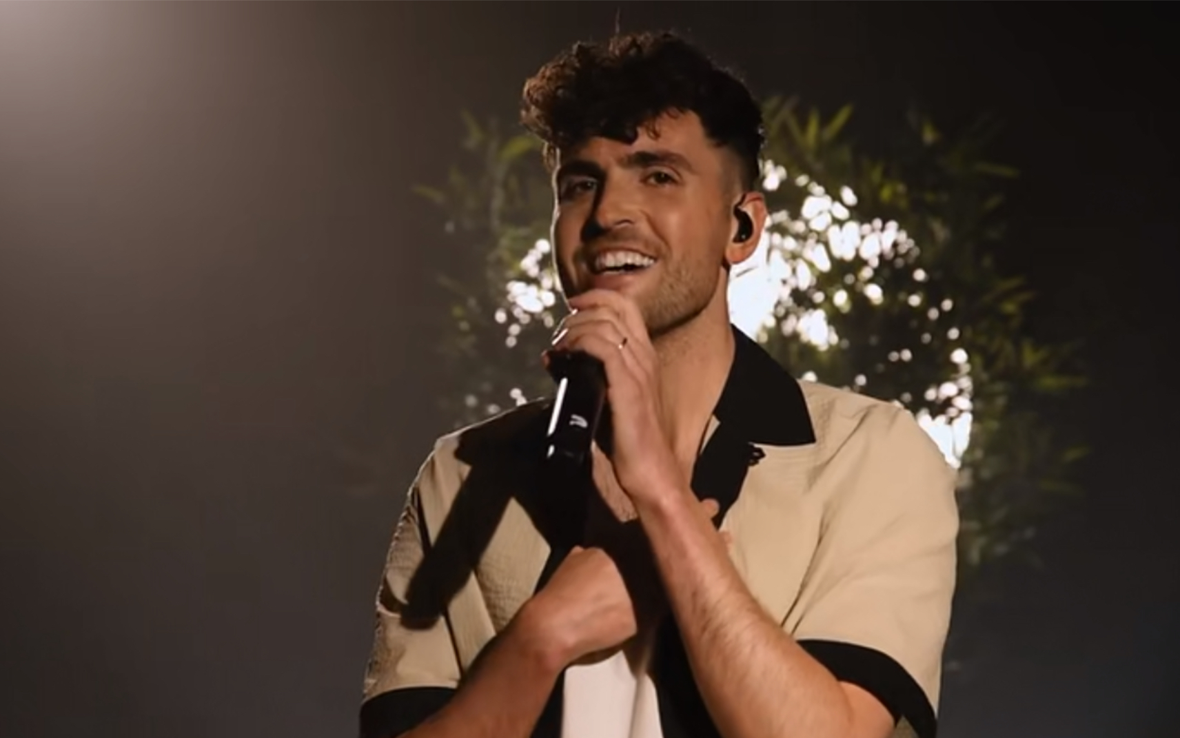 【duncan laurence】small town boy新专首唱全场