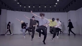 跳舞机教程 Seventeen Hit Mv脚谱 我太难了第第教程e舞成名10月新曲花式疯狂vip 17小十七刀群舞镜面分解 哔哩哔哩