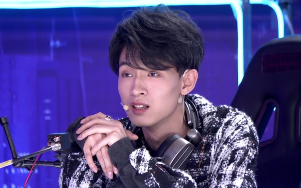 傻傻的老秦没看到的补一补吧