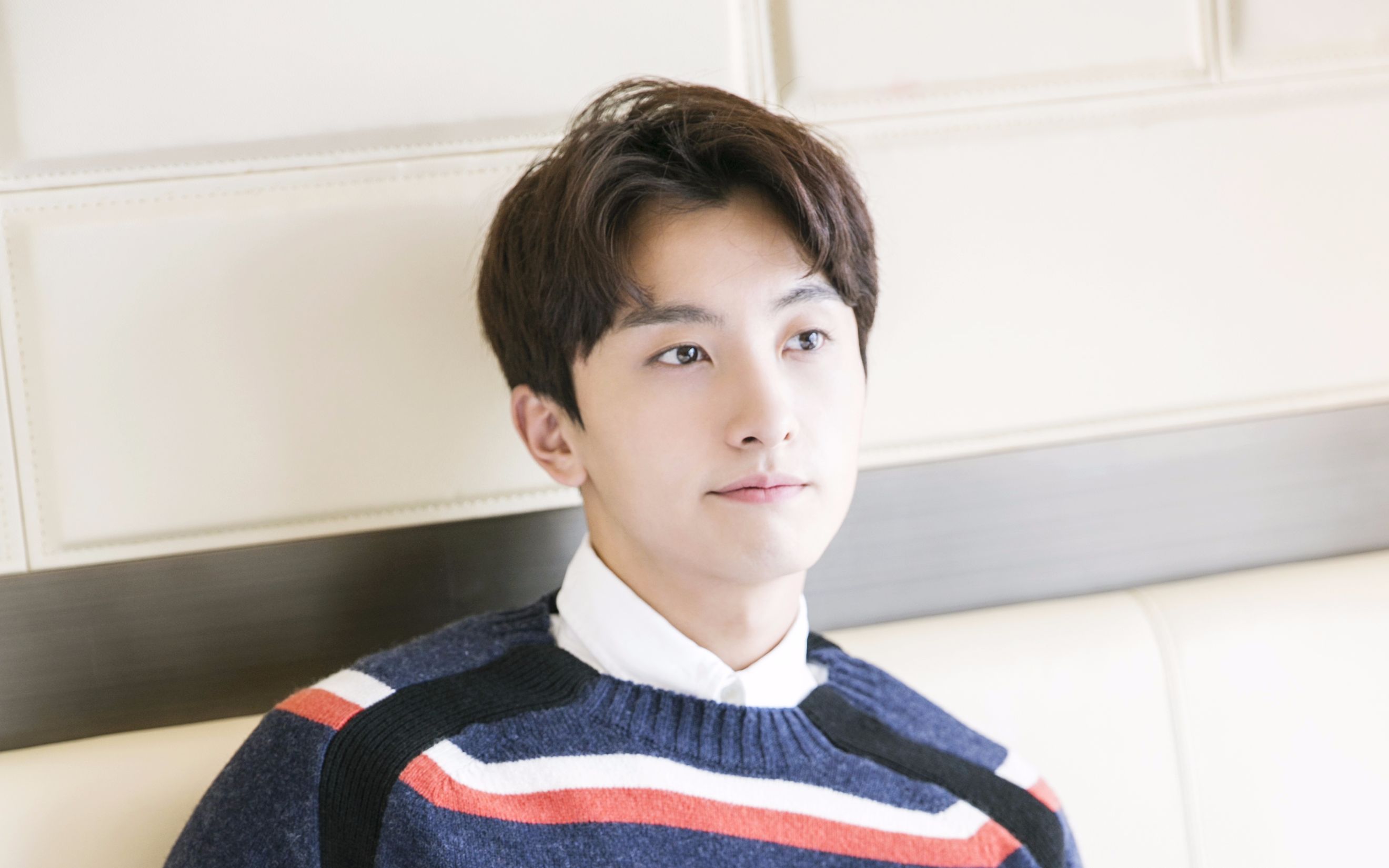 牛骏峰个人向混剪看看这个宝藏男孩