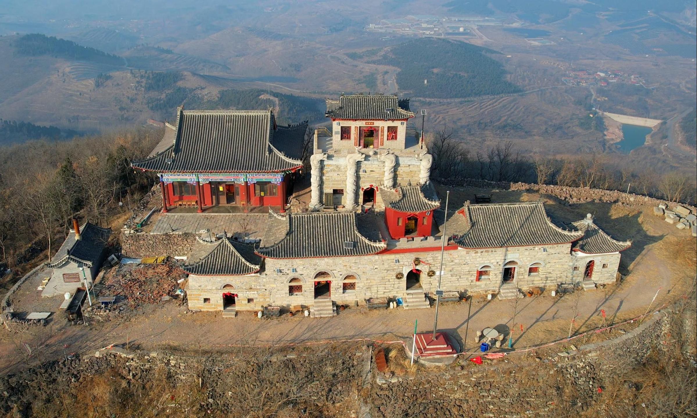 摘月山老子庙,时间有点紧下次上去瞧瞧