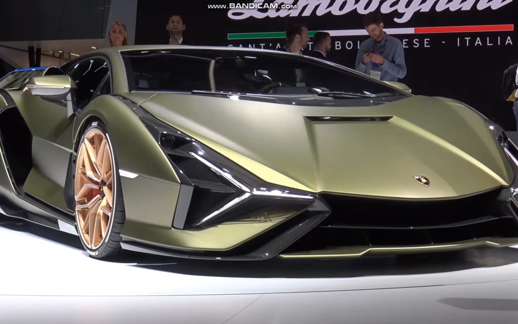 超帅的兰博基尼sian fkp 37,我承认当我看到车灯那一刻,我心动了_哔哩