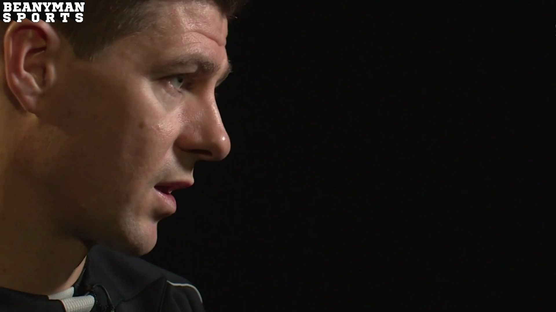 [图]Steven Gerrard - Full Length Interview Announcing He Is Leaving Liverpool