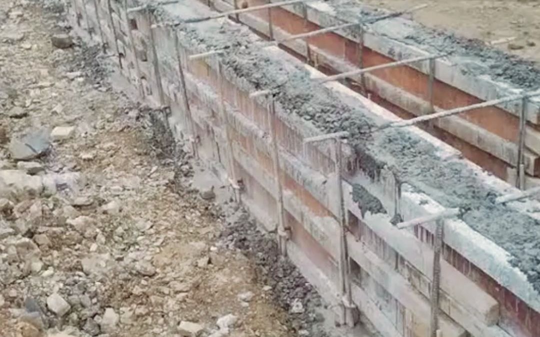 排水沟模板施工浇筑现场