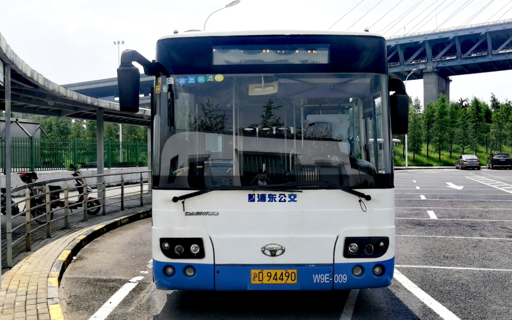 (浦东南汇)上海芦杜专线公交车全程(杜行渡口→沪城环路共享区)车号