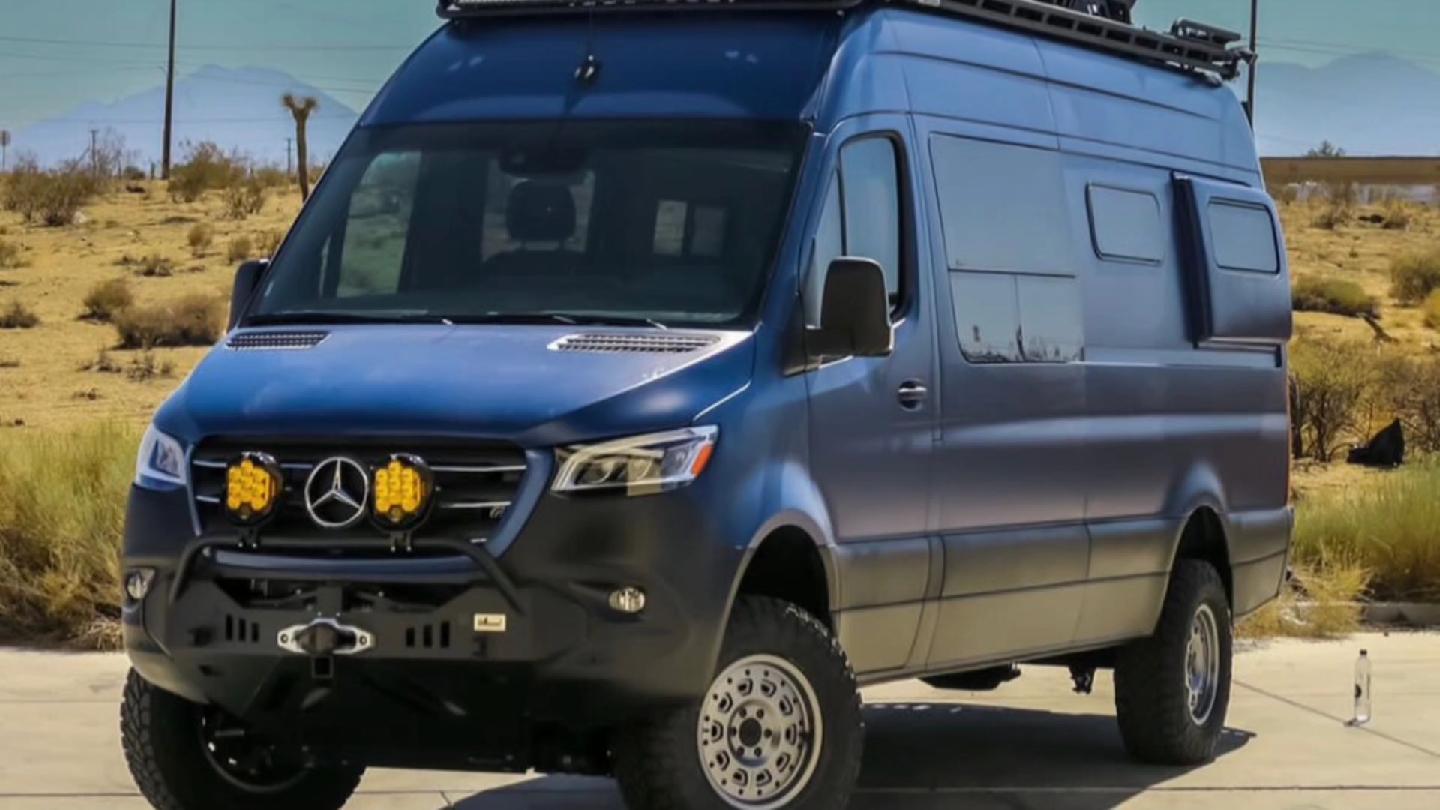 奔驰斯宾特商旅房车,越野房车,改装房车!高端私人定制!