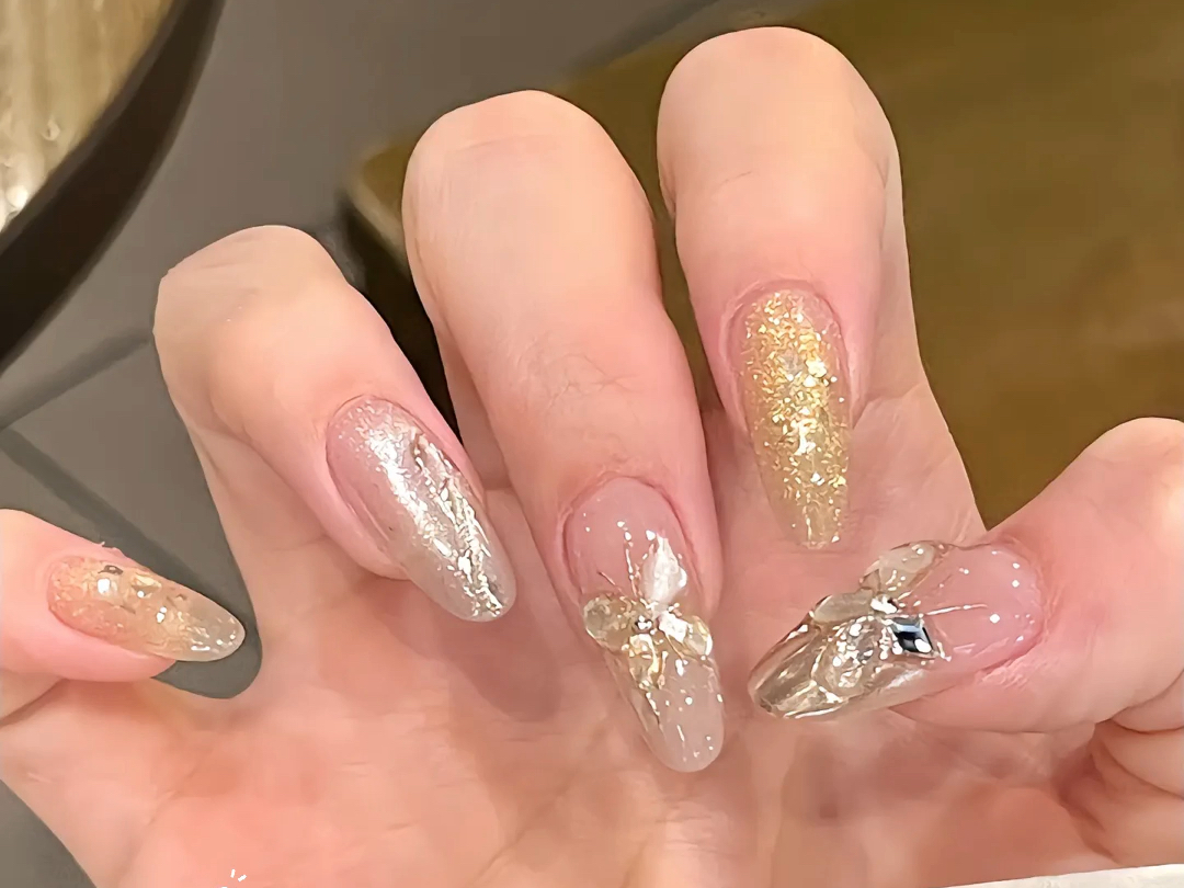 适合温柔女孩的中长款美甲分享