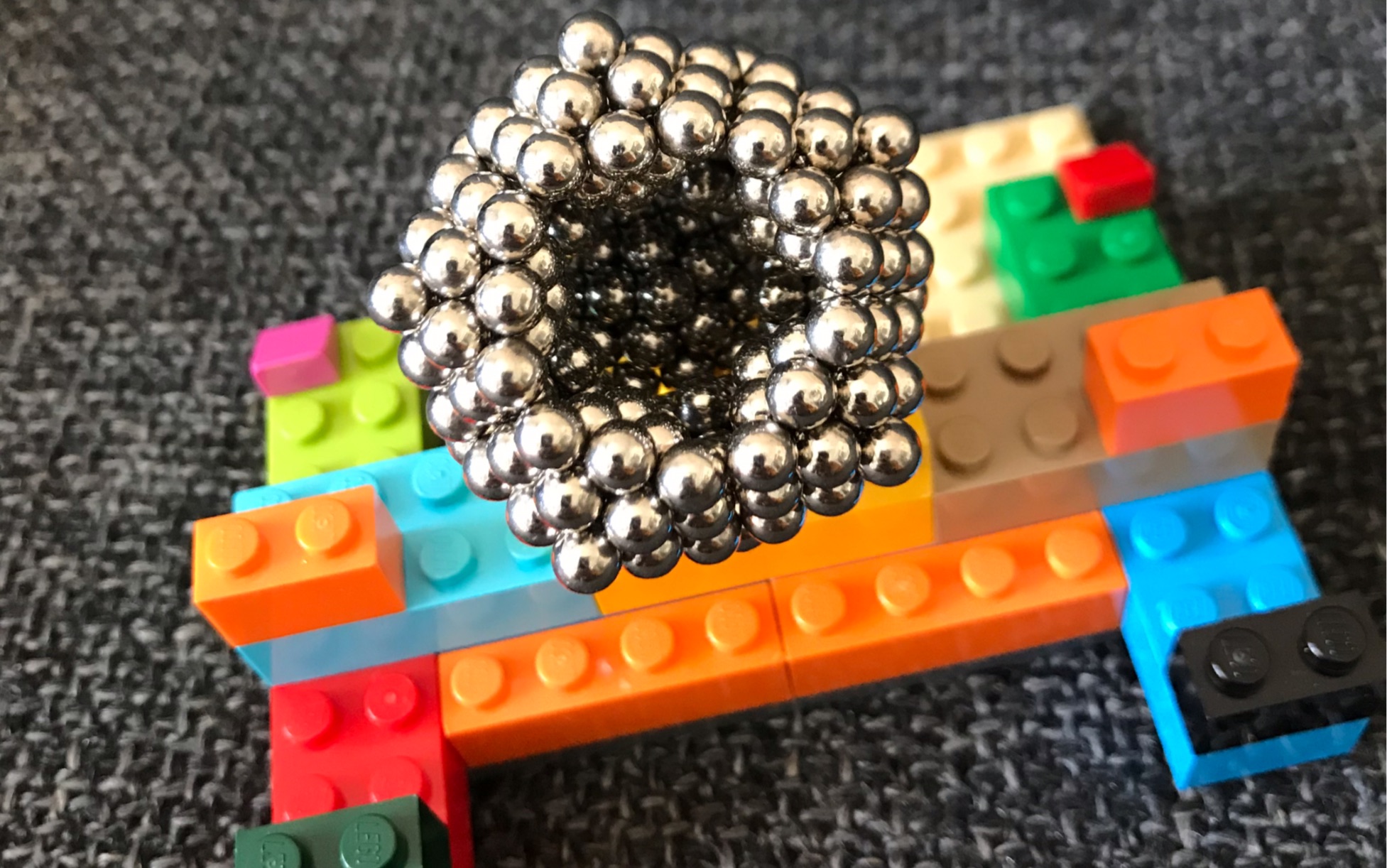 柠檬君原创「内有五角星的一个巴克球作品」_哔哩哔哩 (゜-゜)つロ