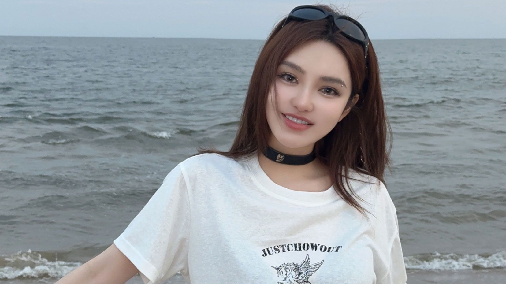 周扬青回应名媛班传闻,否认报班培训,王思聪曾尊称她为"青姐"