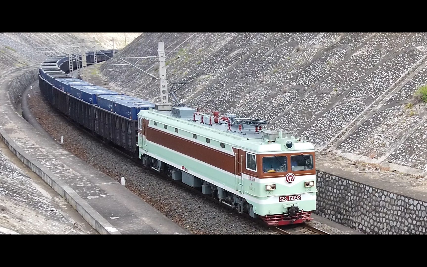 南环上行线拍ss3货列