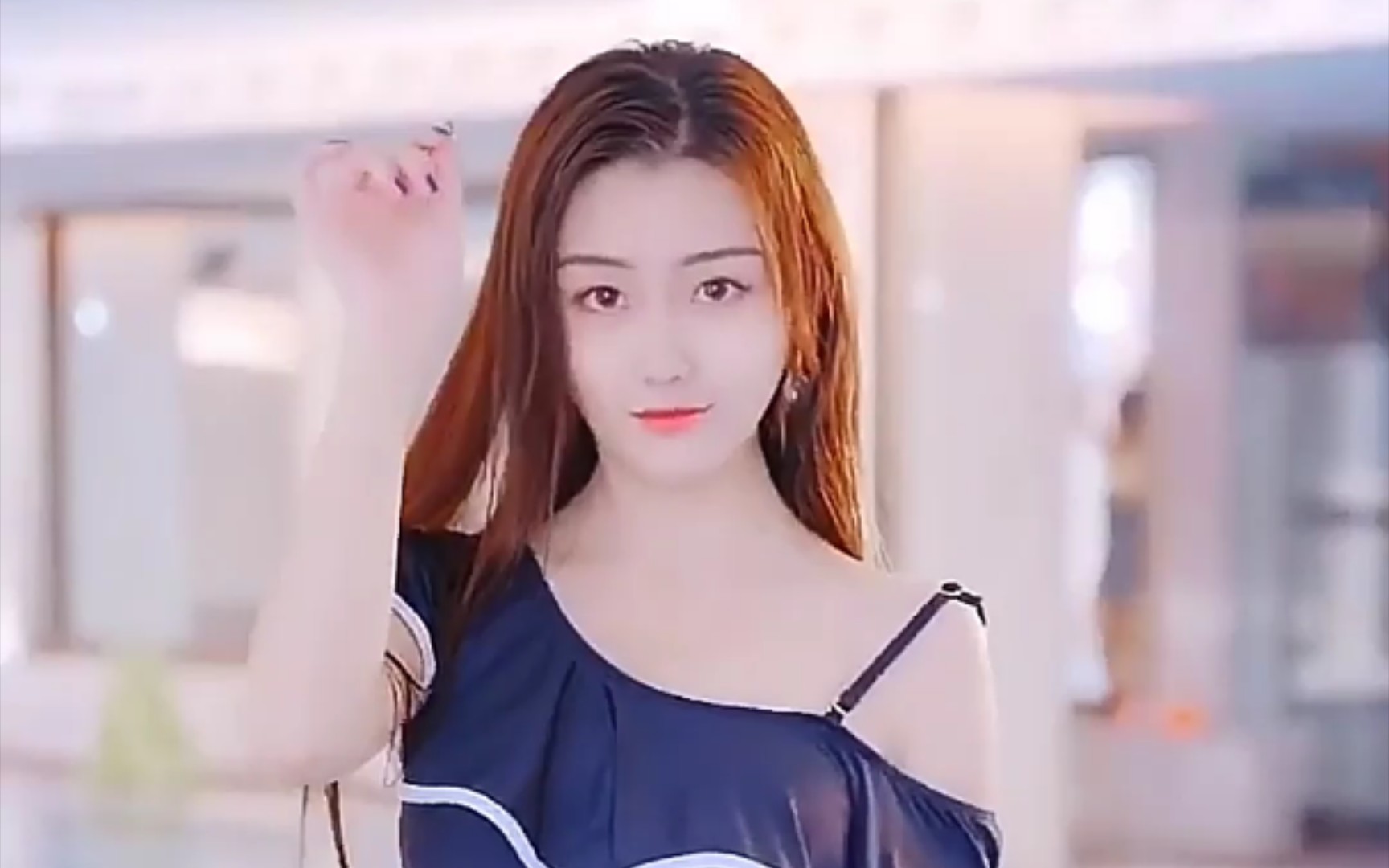 "泳装美女 "是你喜欢的泳装小姐姐吗?