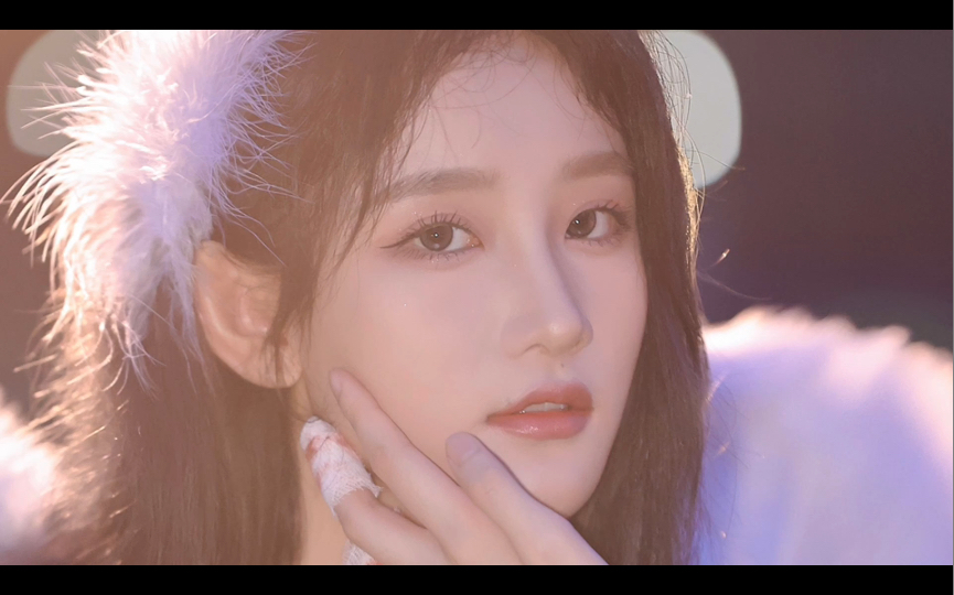 【诗情画奕】20200415 以前不主动和人相处想有独立空间的小雨 如今